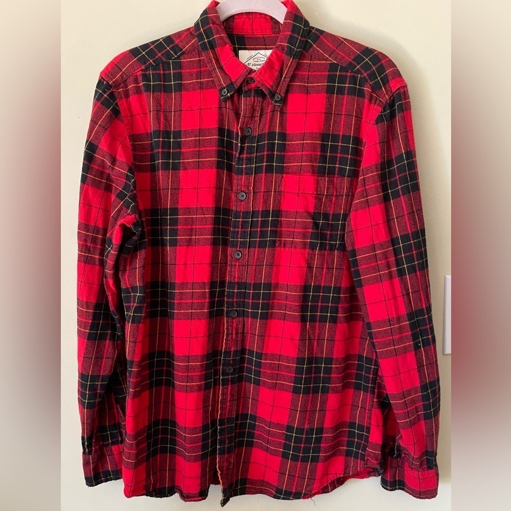 St. John’s Bay Red and Black Plaid Men's Shirt M
